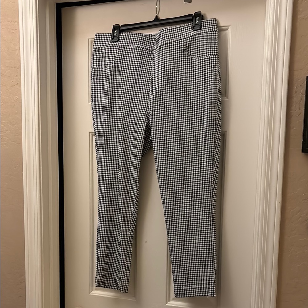 Black and White Checkered Women’s Pants